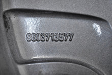 Load image into Gallery viewer, 1x Alufelge 17 Zoll 7.5" 4x108 27ET Glanz Grau 9803713577 Citroën C4 I Mg FEL6952380106fw