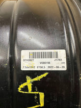 Laden Sie das Bild in den Galerie-Viewer, 1x Alufelge 19 Zoll 5x108 32143627 Volvo Xc40 Rim Wheel FEL2440918477yc