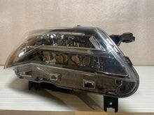 Laden Sie das Bild in den Galerie-Viewer, Frontscheinwerfer Seat Ateca 90117434A LED Rechts Scheinwerfer Headlight