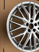 Load image into Gallery viewer, 1x Alufelge 19 Zoll 8.0" 5x112 32ET Glanz Schwarz 8W9601025F Audi Rim Wheel FEL9564247508up