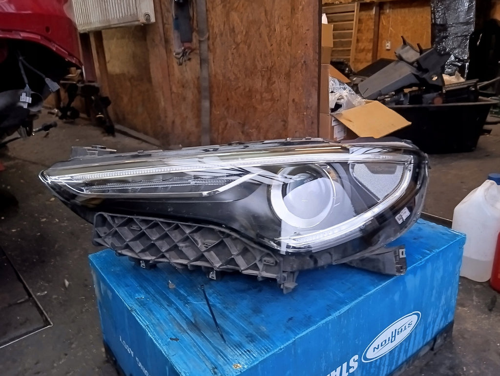 Frontscheinwerfer Alfa Romeo Stelvio 50563962 Bi-Xenon Links Headlight SCH3811303695aj