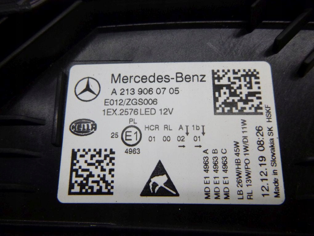 Frontscheinwerfer Mercedes-Benz A2139060705 LED Ein Stück (Rechts oder Links)