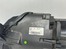 Load image into Gallery viewer, Frontscheinwerfer VW T6 7E1941016L 7E1941015L Ein Satz Scheinwerfer Headlight SCH3727554305yv