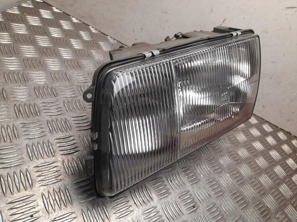 Frontscheinwerfer Mercedes-Benz S-Class W126 1268208901 Rechts oder Links