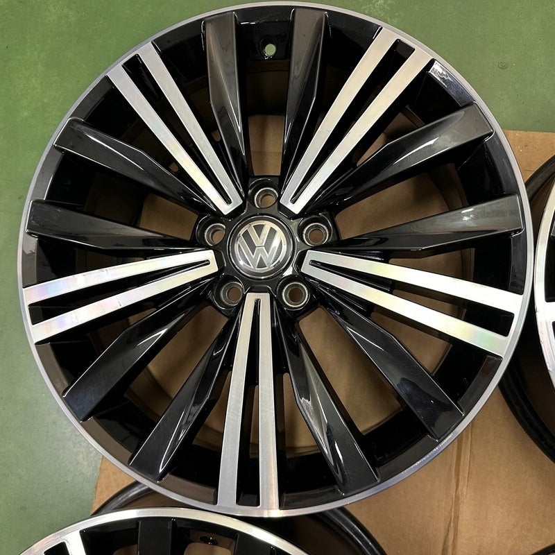 4x Alufelge 18 Zoll 7.0" 5x112 43ET Glanz Schwarz 5NA601025 VW Rim Wheel FEL6521410297ke
