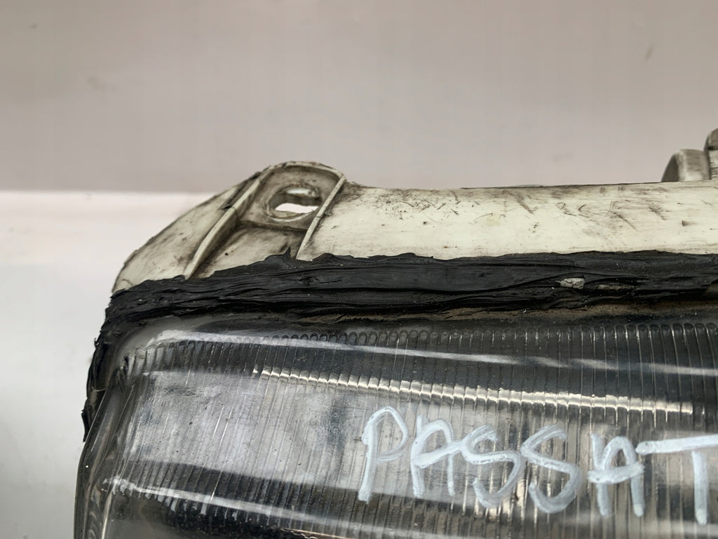 Frontscheinwerfer VW Passat B4 Ein Satz Scheinwerfer Headlight SCH3990395291uo