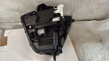 Laden Sie das Bild in den Galerie-Viewer, Frontscheinwerfer Hyundai Kona 92102-HF100 Full LED Rechts Headlight SCH6125638820kv