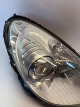 Laden Sie das Bild in den Galerie-Viewer, Frontscheinwerfer Mercedes-Benz Slk R171 A1718203461 Rechts Headlight SCH6632365756wn