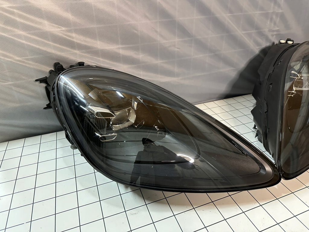 Frontscheinwerfer Porsche Cayenne 9Y0941032 9Y0941039 LED Ein Satz Headlight SCH6134154992fr