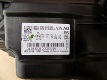 Load image into Gallery viewer, Frontscheinwerfer VW Crafter 7C1941006 Ein Stück (Rechts oder Links) Headlight SCH4736287133dg