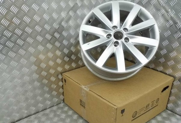 1x Alufelge 17 Zoll 7.0" 5x112 45ET Glanz Silber 5K0601025 VW Passat B7 Golf Vii