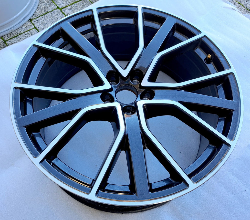1x Alufelge 21 Zoll 8.5" 5x112 30ET Glanz 4K8601025Q Audi C8 Rim Wheel FEL9405800147yk