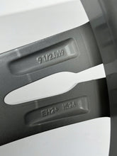 Load image into Gallery viewer, 1x Alufelge 19 Zoll 9.5" 5x112 26ET Glanz Graphit 8043663 BMW F90 Rim Wheel FEL5950351510ur