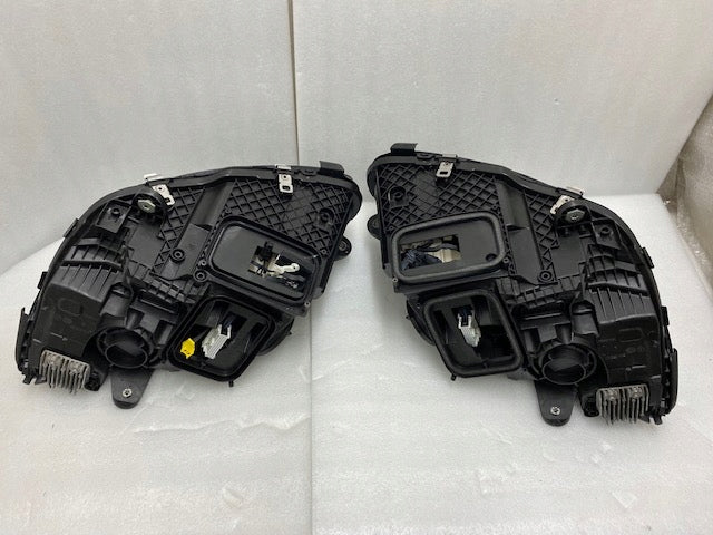 Frontscheinwerfer Mercedes-Benz W205 A205 A2059061506 A2059061606 Ein Satz SCH8256642736tq