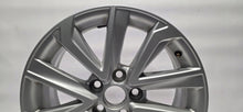Load image into Gallery viewer, 1x Alufelge 17 Zoll 7.0" 5x114.3 50ET HL8103 Toyota Auris Rim Wheel FEL5005681895xi