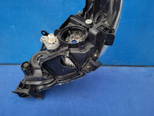 Laden Sie das Bild in den Galerie-Viewer, Frontscheinwerfer Toyota Corolla Xenon Rechts Scheinwerfer Headlight SCH6837211171ci
