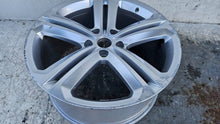 Laden Sie das Bild in den Galerie-Viewer, 1x Alufelge 21 Zoll 5x130 7P6601025N VW Touareg Rim Wheel FEL1162091809jk
