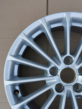 Load image into Gallery viewer, 1x Alufelge 17 Zoll 7.5&quot; 5x112 51ET 8V0601025BN Audi A3 Rim Wheel