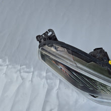 Laden Sie das Bild in den Galerie-Viewer, Frontscheinwerfer Ford Kuga GV41-13W029CJ Rechts Scheinwerfer Headlight SCH2055483458wx