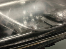 Laden Sie das Bild in den Galerie-Viewer, Frontscheinwerfer Mazda 6 3900061970 Rechts Scheinwerfer Headlight SCH5708993314ie