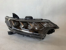 Laden Sie das Bild in den Galerie-Viewer, Frontscheinwerfer Mitsubishi Outlander III ECM921-21E20 FALSE Headlight SCH3076469485ku