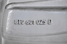 Laden Sie das Bild in den Galerie-Viewer, 1x Alufelge 17 Zoll 8.0" 5x112 26ET Glanz Silber 8T0601025D Audi A4 B8 Rim Wheel FEL8734532451sa