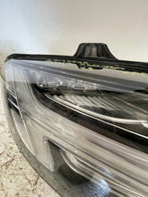 Laden Sie das Bild in den Galerie-Viewer, Frontscheinwerfer Volvo V60 I S60 22025906 LED Rechts Scheinwerfer Headlight SCH2187536923sz