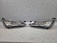 Laden Sie das Bild in den Galerie-Viewer, Frontscheinwerfer Opel Movano C 00468574860 00468574820 Full LED Ein Satz SCH1269831117iv