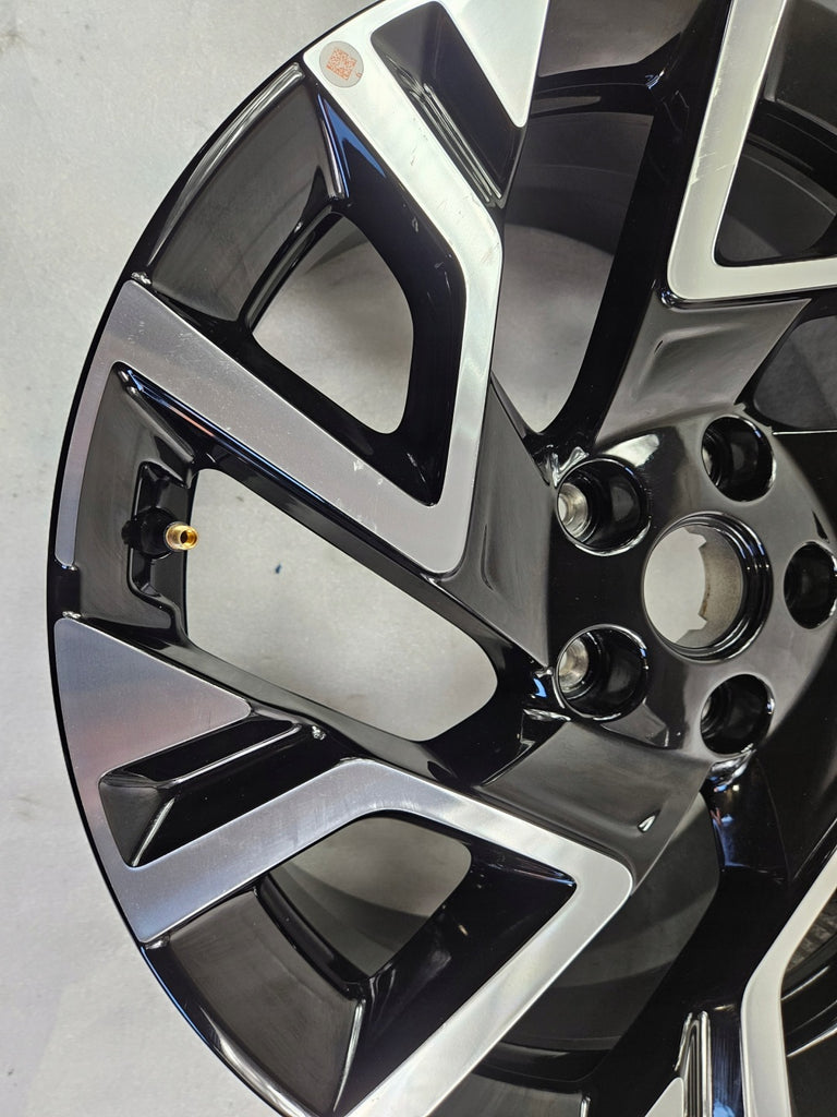 1x Alufelge 18 Zoll 7.5" 5x114.3 45ET 52910-J7DA0 Kia Xceed Rim Wheel FEL1619437068dw