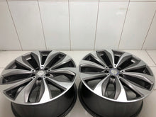 Laden Sie das Bild in den Galerie-Viewer, 1x Alufelge 20 Zoll 9.5" 5x112 50ET Glanz Grau A2134014500 Mercedes-Benz Mg FEL1910059468zc