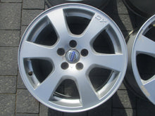 Load image into Gallery viewer, 4x Alufelge 17 Zoll 7.5" 5x108 55ET Glanz Silber 30671480 Volvo I Rim Wheel FEL1011951689go