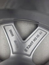 Load image into Gallery viewer, 1x Alufelge 17 Zoll 7.0" 5x112 41ET Glanz Silber 6898299 BMW X1 Rim Wheel FEL8774273538of