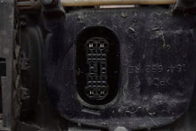 Load image into Gallery viewer, Frontscheinwerfer VW Touareg Rechts Scheinwerfer Headlight