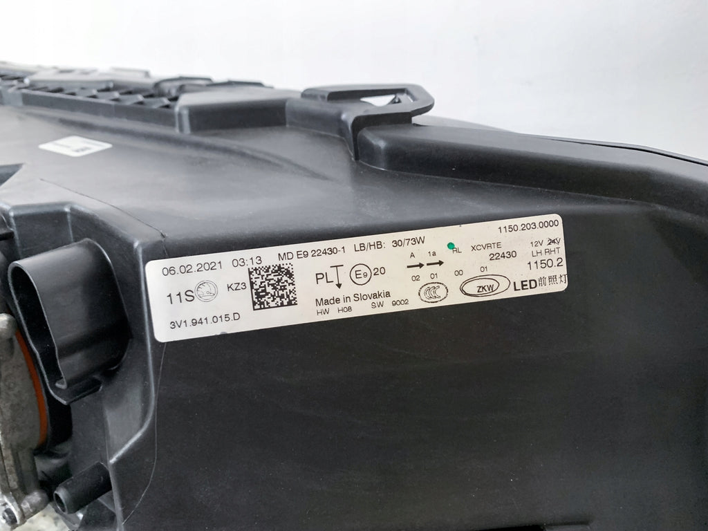 Frontscheinwerfer Skoda Superb III 3V1941015D Full LED Links Headlight