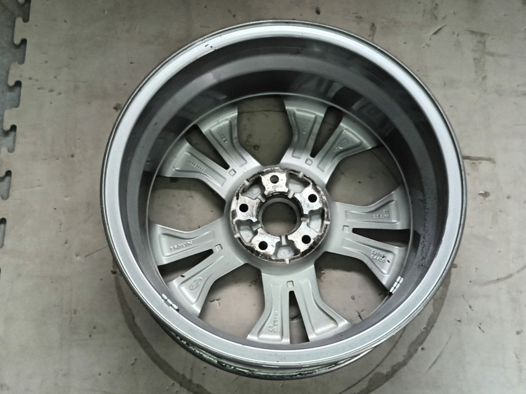 1x Alufelge 18 Zoll 7.5" 5x114.3 55ET 52910-G4400 Hyundai Elantra Rim Wheel FEL2605224851hk