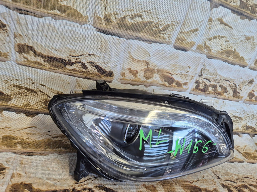 Frontscheinwerfer Mercedes-Benz W166 A1668207461 Rechts Scheinwerfer Headlight SCH2911358659ri