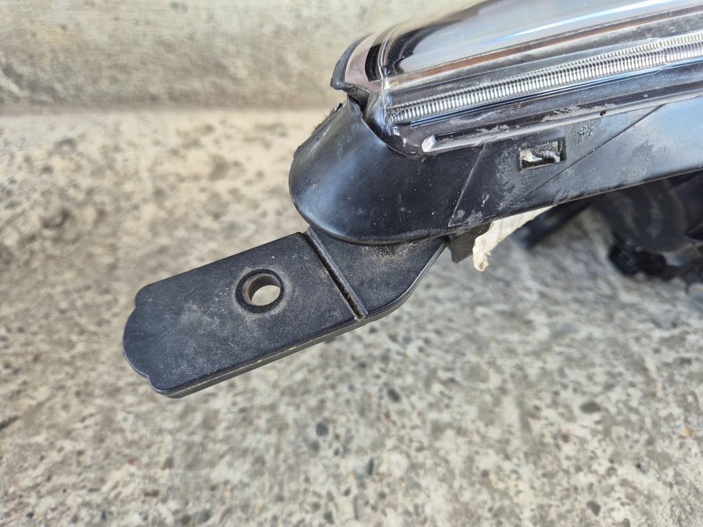 Frontscheinwerfer Kia Rio 8739647 Links Scheinwerfer Headlight