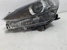 Laden Sie das Bild in den Galerie-Viewer, Frontscheinwerfer Mazda 2 D43N-51040 LED Links Scheinwerfer Headlight