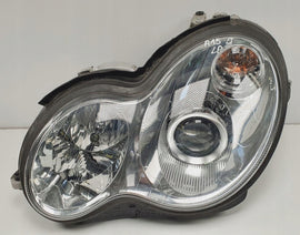 Frontscheinwerfer Mercedes-Benz W203 A2038203761 0301166275 Links Headlight SCH2963534241ga