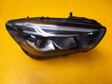 Laden Sie das Bild in den Galerie-Viewer, Frontscheinwerfer Mercedes-Benz W247 A2479061605 FULL LED Rechts oder Links