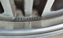 Laden Sie das Bild in den Galerie-Viewer, 1x Alufelge 17 Zoll 7.5" 5x108 35ET Glanz Schwarz Rim Wheel FEL8393271202lx