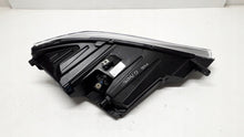 Laden Sie das Bild in den Galerie-Viewer, Frontscheinwerfer Tesla S 1053572- Links Scheinwerfer Headlight