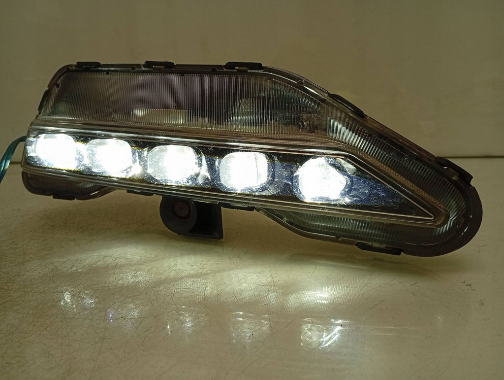 Frontscheinwerfer Hyundai I I40 92202-3Z5 MDE91125 Rechts Scheinwerfer Headlight SCH7578745067mg