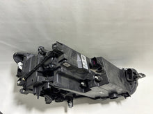 Load image into Gallery viewer, Frontscheinwerfer Seat Tarraco 5FJ941008D 5FJ941007D LED Rechts oder Links