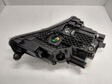 Laden Sie das Bild in den Galerie-Viewer, Frontscheinwerfer Skoda Superb III 3V1941015B Xenon Links Scheinwerfer Headlight SCH9928552870aj