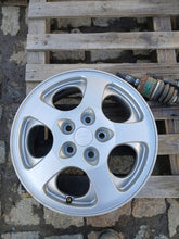 Load image into Gallery viewer, 1x Alufelge 16 Zoll 6.0" 5x114.3 Mitsubishi Pajero Pinin Rim Wheel FEL6510829787vy