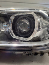 Laden Sie das Bild in den Galerie-Viewer, Frontscheinwerfer BMW 3 F30 7259543 Ein Satz Scheinwerfer Headlight SCH6975065938fq