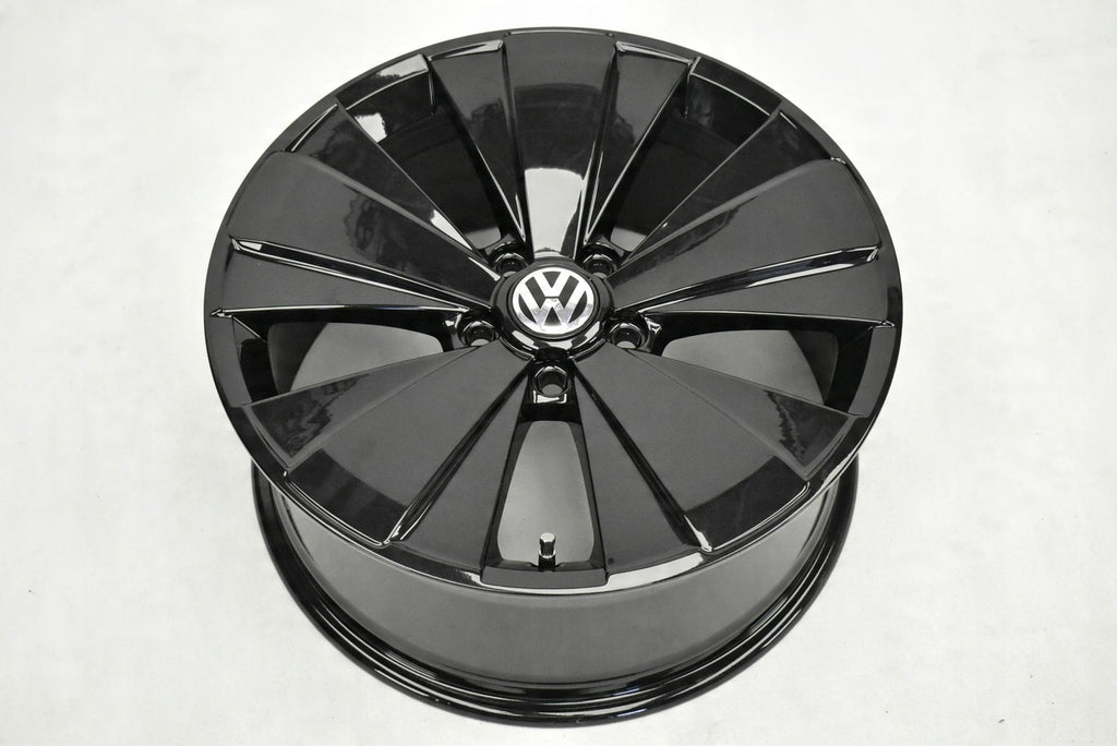 4x Alufelge 18 Zoll 8.0" 5x112 48ET Glanz Schwarz 5C0601025AK VW Beetle
