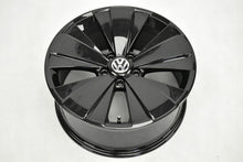Load image into Gallery viewer, 4x Alufelge 18 Zoll 8.0" 5x112 48ET Glanz Schwarz 5C0601025AK VW Beetle FEL3719889847zw