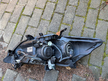 Laden Sie das Bild in den Galerie-Viewer, Frontscheinwerfer Toyota Auris Xenon Rechts Scheinwerfer Headlight SCH7519919686sp